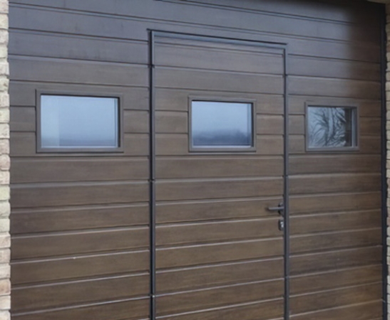 Ворота с окнами в Железноводске